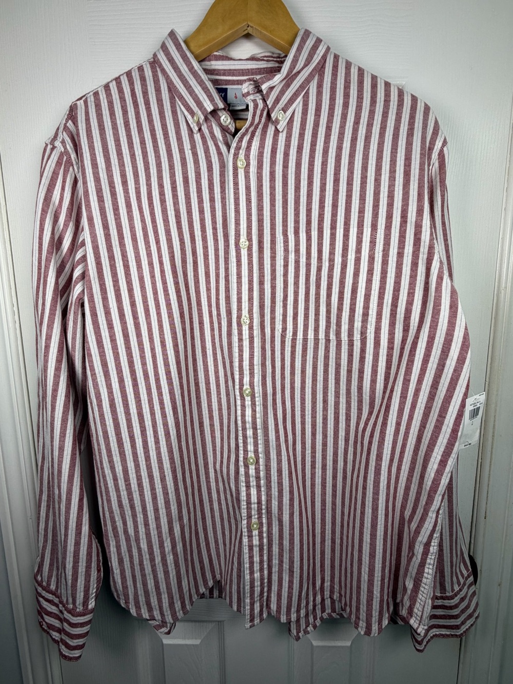 Old Navy Men's Red White Striped Button-Down Shirt L NWT Preppy Coastal Classic